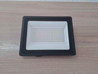 Прожектор светодиодный 61 948 OFL-100-6K-BL-IP65-LED 100 W Прожектор светодиодный 61 948 OFL-100-6K-BL-IP65-LED 100 W