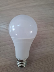 LED Лампа 12W LED Лампа 12W